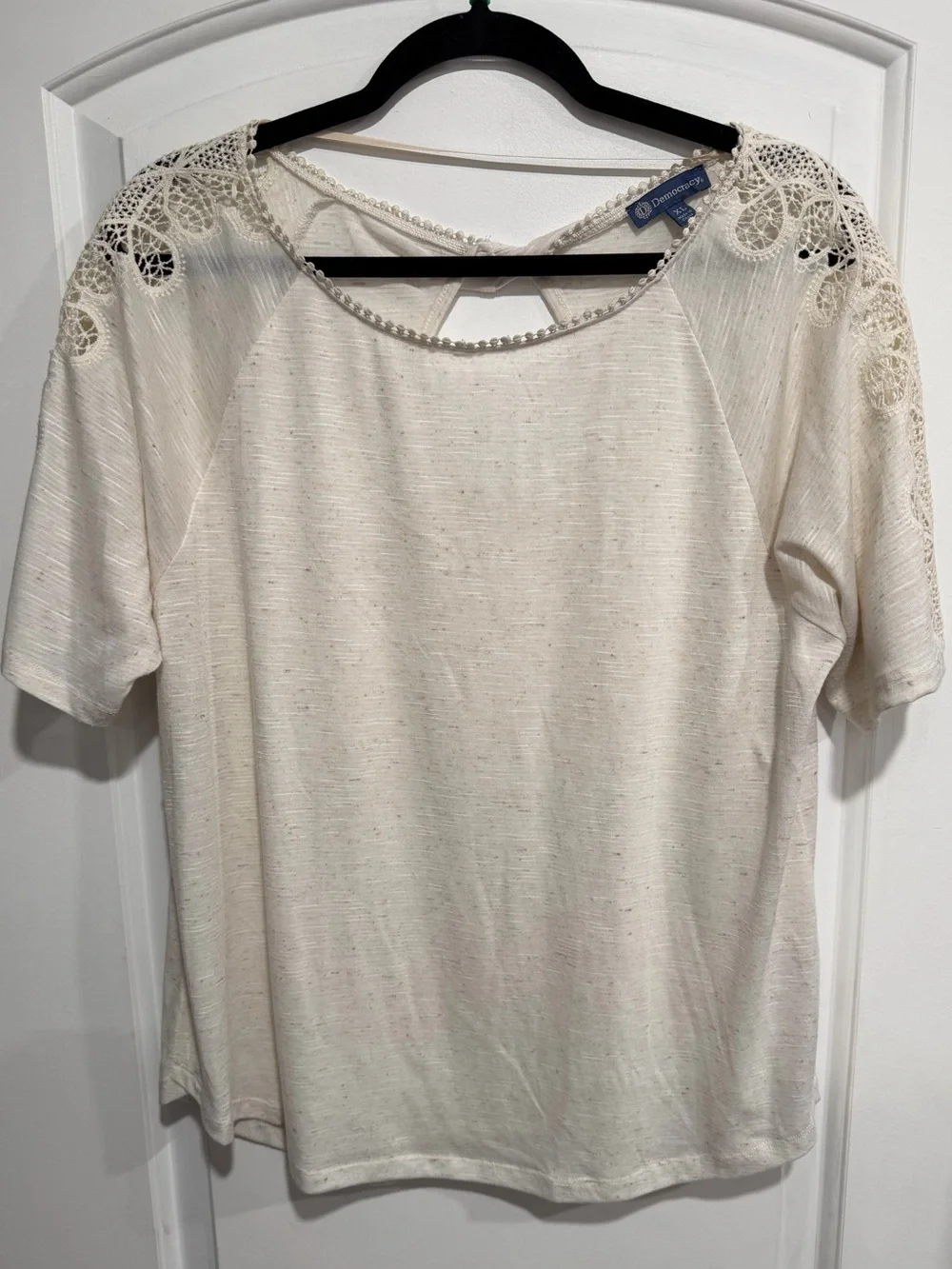 Democracy Cream Short-Sleeve Crochet Shoulder Top Size XL